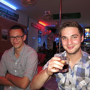 2014-10-30  Smurf Bar