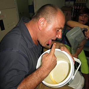 2014-10-30  Smurf Bar