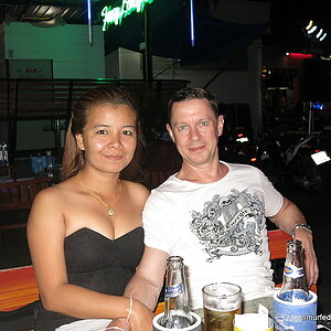 2014-10-3!  Smurf Bar