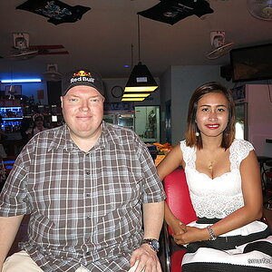 2014-10-3!  Smurf Bar