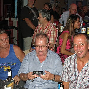 2014-10-31  Smurf Bar