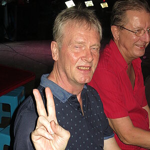 2014-10-31  Smurf Bar