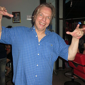 2014-10-31  Smurf Bar