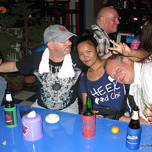 2014-10-31  Smurf Bar