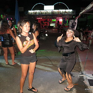 2014-10-31  Smurf Bar