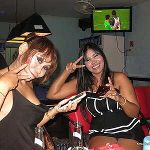 2014-10-31  Smurf Bar