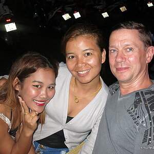 2014-11-01  Smurf Bar