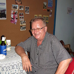 2014-11-01  Smurf Bar