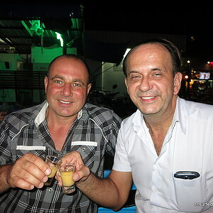 2014-11-01  Smurf Bar