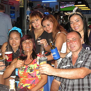 2014-11-01  Smurf Bar