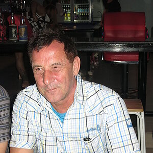 2014-11-02  Smurf Bar