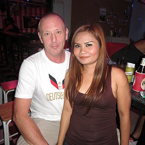 2014-11-02  Smurf Bar