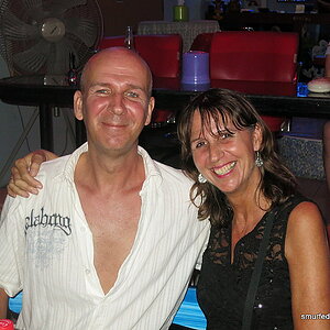 2014-11-04  Smurf Bar