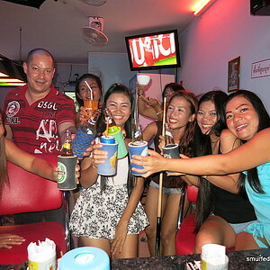 2014-11-04  Smurf Bar