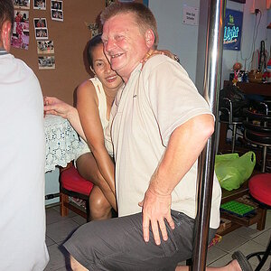 2014-11-05  Smurf Bar