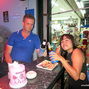 2014-11-05  Smurf Bar