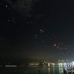 2014-11-06  Smurf Bar