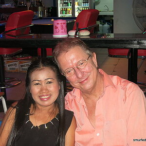 2014-11-06  Smurf Bar