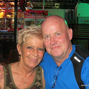 2014-11-06  Smurf Bar