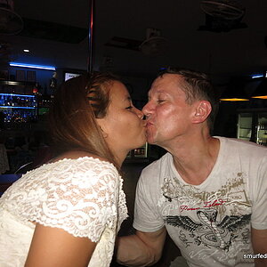 2014-11-06  Smurf Bar