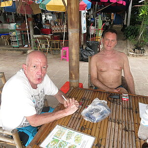 2014-11-07  Smurf Bar