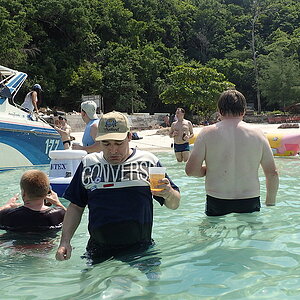 2014-11-07  Smurf Bar