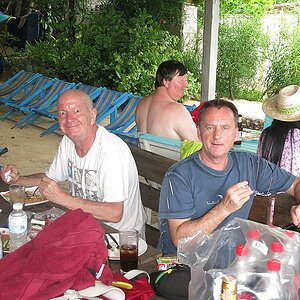 2014-11-07  Smurf Bar