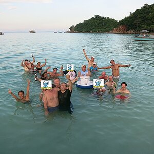 2014-11-07  Smurf Bar