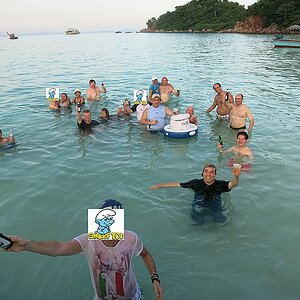 2014-11-07  Smurf Bar