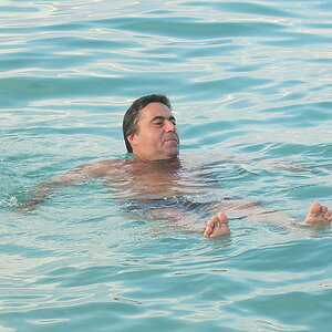 2014-11-07  Smurf Bar