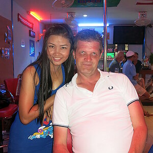 2014-11-07  Smurf Bar