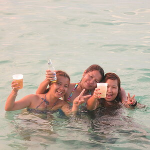 2014-11-07  Smurf Bar