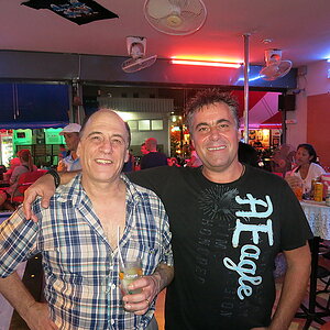 2014-11-07  Smurf Bar
