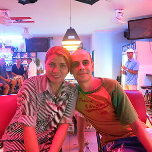 2014-11-07  Smurf Bar