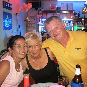 2014-11-08  Smurf Bar