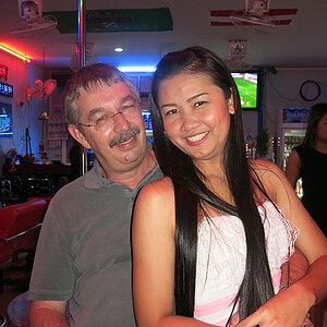 2014-11-08  Smurf Bar