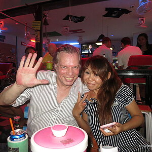 2014-11-09  Smurf Bar