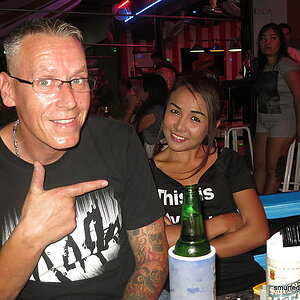 2014-11-09  Smurf Bar