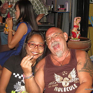 2014-11-11  Smurf Bar