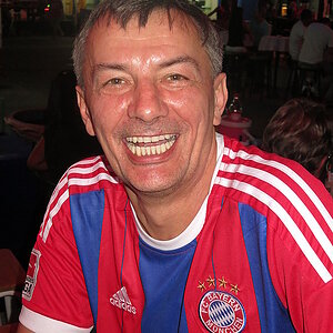 2014-11-11  Smurf Bar