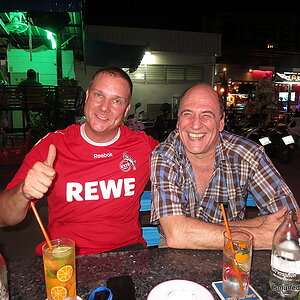 2014-11-11  Smurf Bar