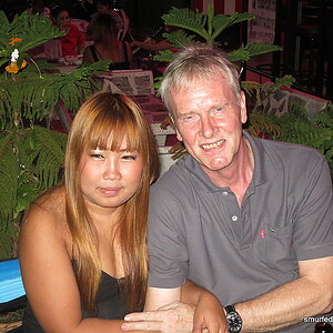 2014-11-11  Smurf Bar