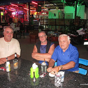 2014-11-11  Smurf Bar