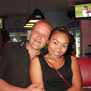 2014-11-12  Smurf Bar