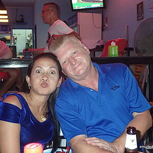 2014-11-14  Smurf Bar