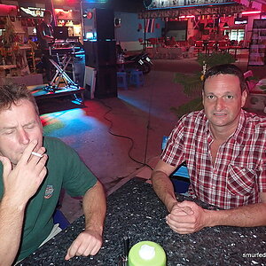 2014-11-15  Smurf Bar