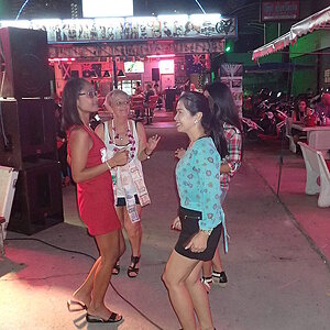 2014-11-15  Smurf Bar