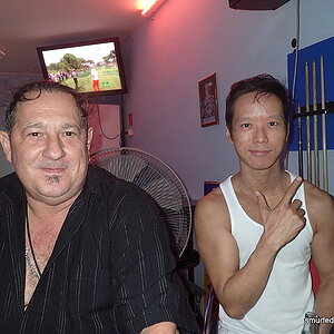 2014-11-15  Smurf Bar