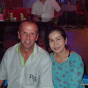 2014-11-15  Smurf Bar