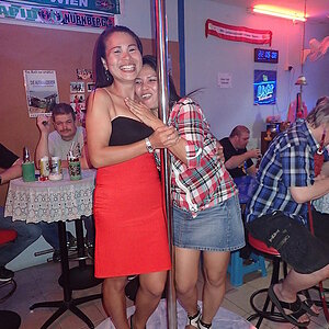 2014-11-15  Smurf Bar